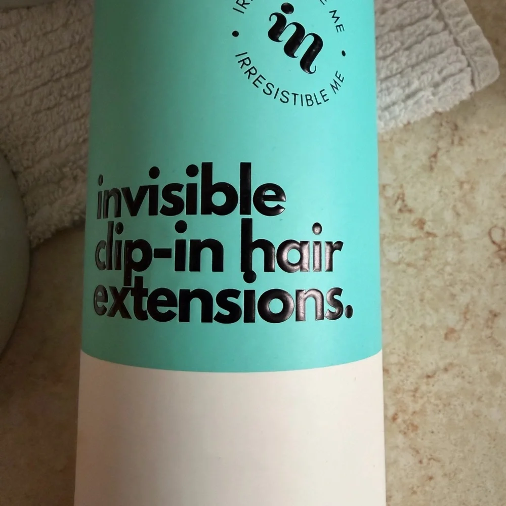 Irresistible Me Invisible Clip-In Hair Extensions - Aqua Packaging - Picture 3 of 7